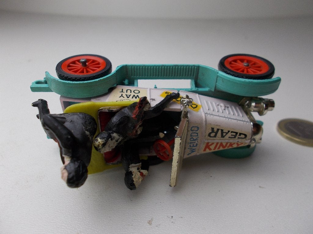1966 Dinky Toys 486 "DINKY BEATS" (Beatles) MORRIS OXFORD, Hobby en Vrije tijd, Modelauto's | 1:43, Ophalen of Verzenden, Zo goed als nieuw