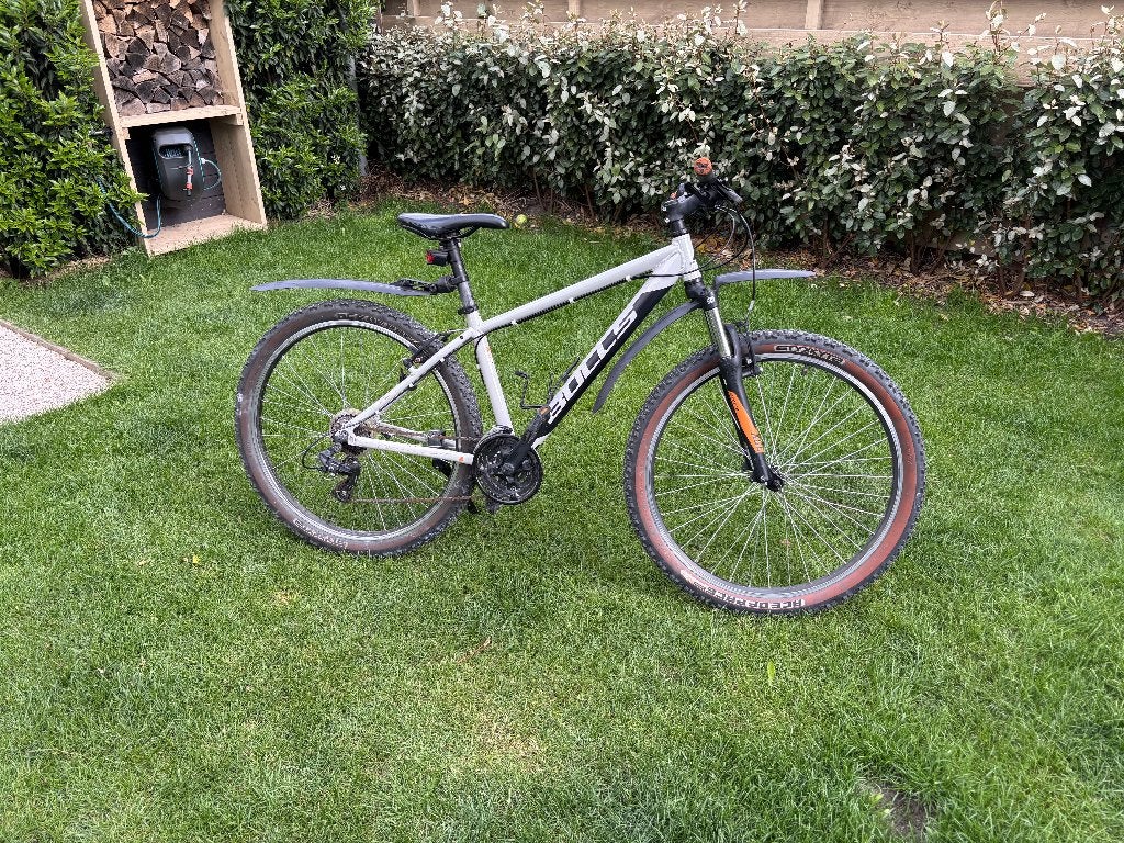 Mooie Mountainbike 27.5 Light Grey (merk Bulls Pulsar), Fietsen en Brommers, Fietsen | Jongens, Gebruikt, Bulls, Velgrem, Versnellingen