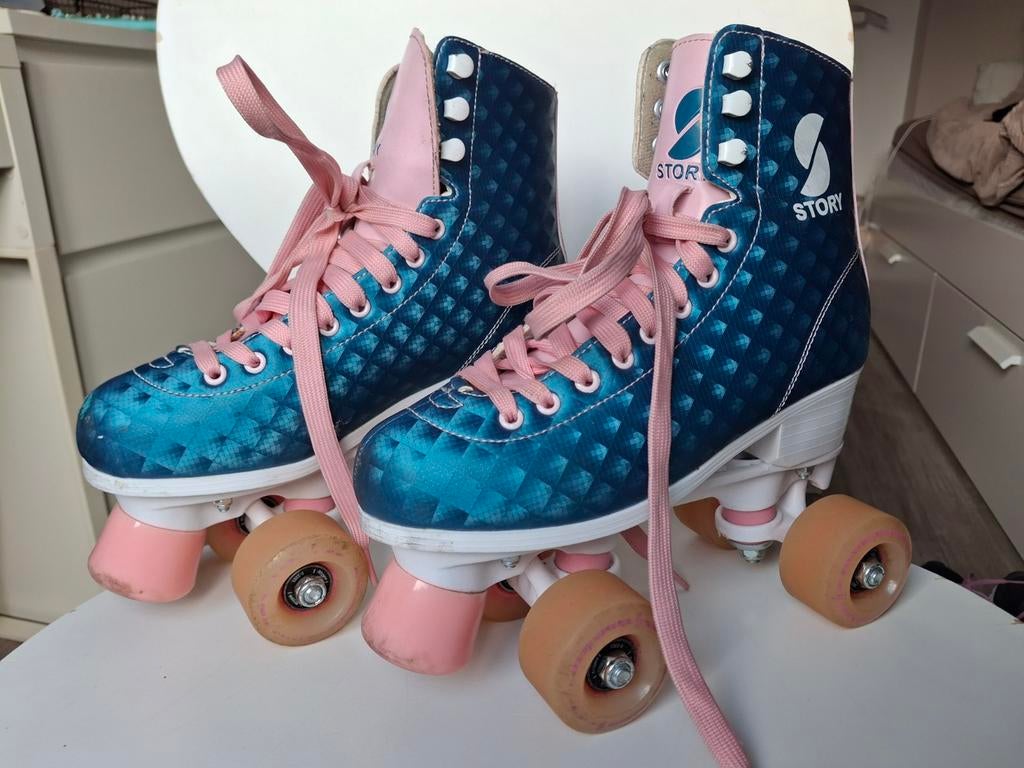 Mooie Rolschaatsen story, Ophalen of Verzenden, Zo goed als nieuw
