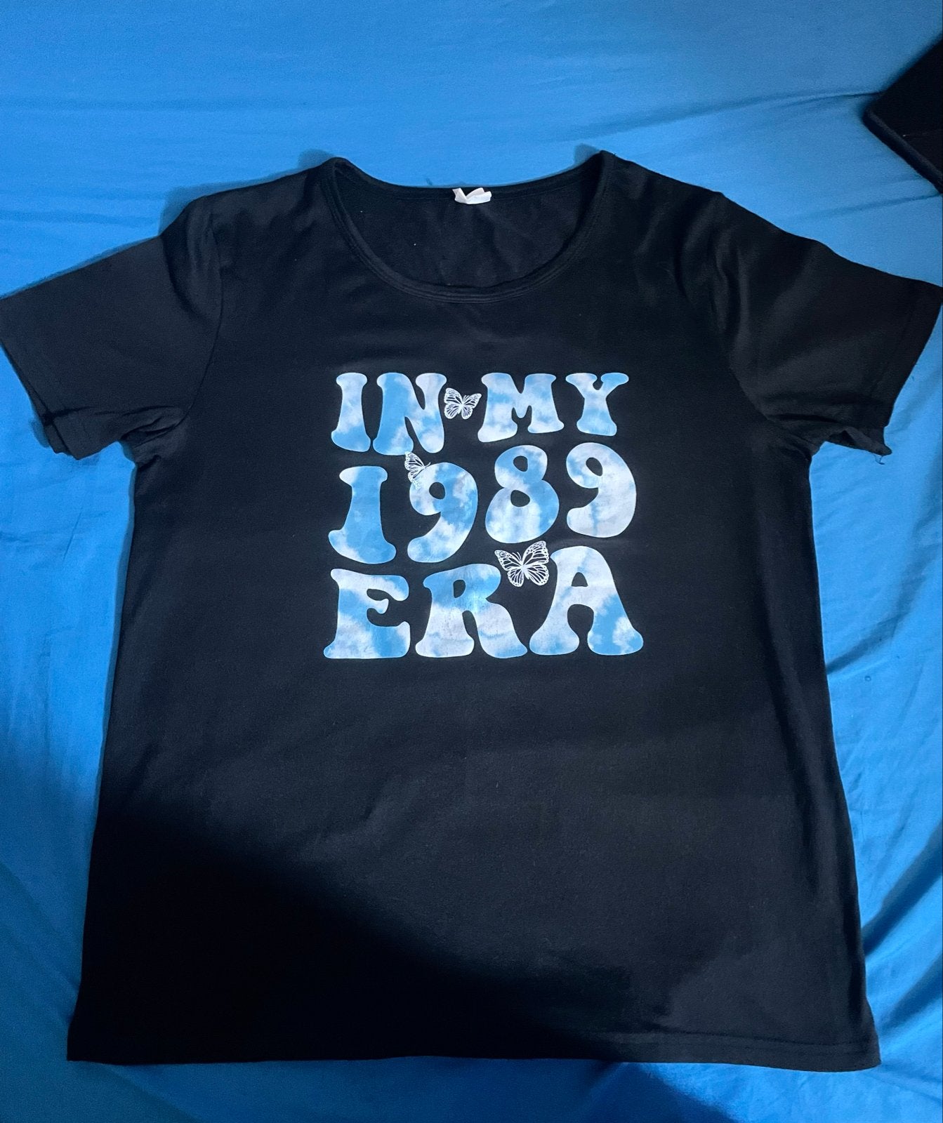 Nieuw Taylor Swift 1989 Era T-shirt Maat M, Kleding | Dames, Maat 38/40 (M), Zwart, Nieuw, Ophalen of Verzenden