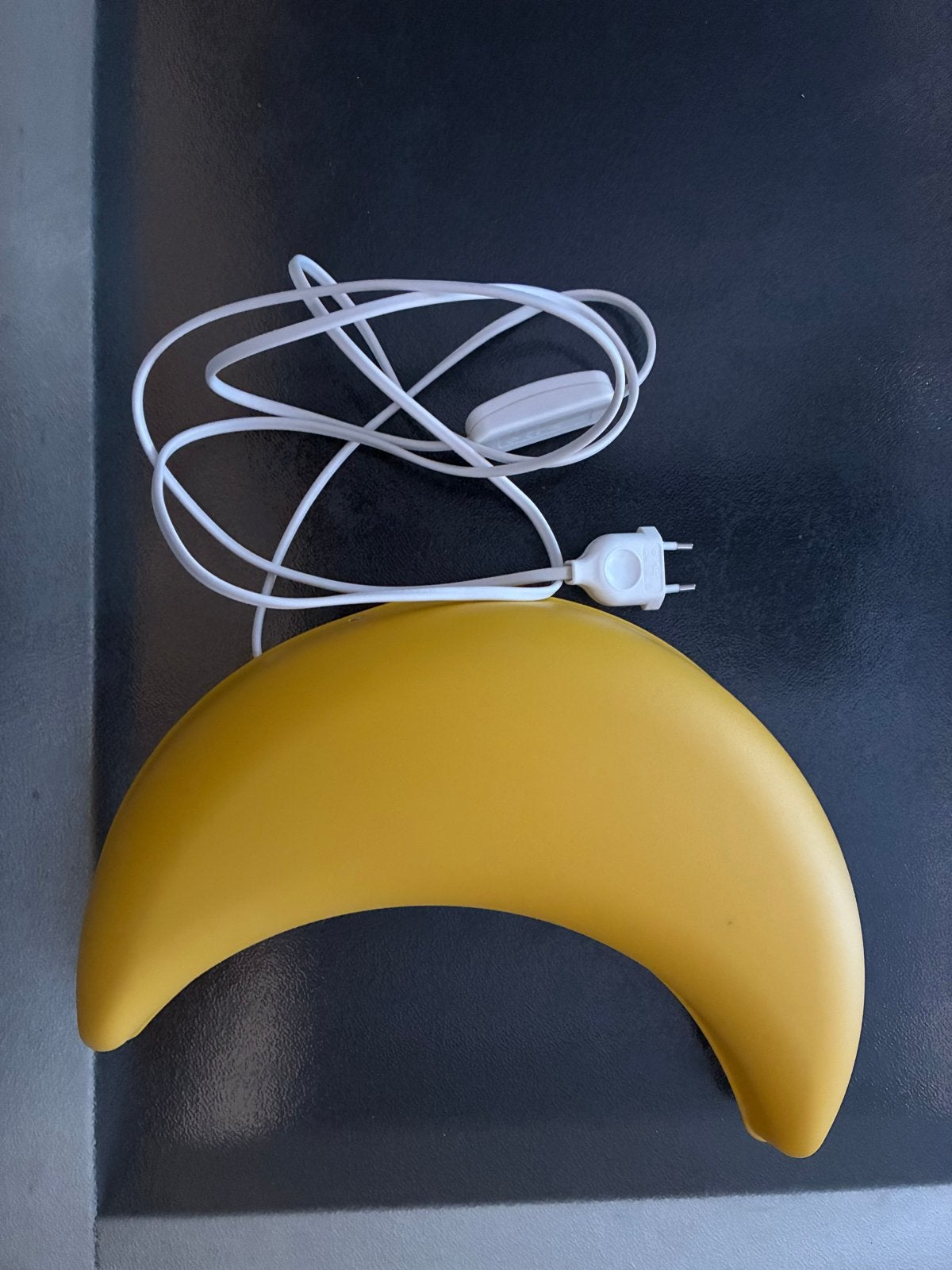 Gele Maan Lamp ikea - Inclusief lichtbron, Huis en Inrichting, Met schakelaar, Ophalen of Verzenden, Zo goed als nieuw, Geel