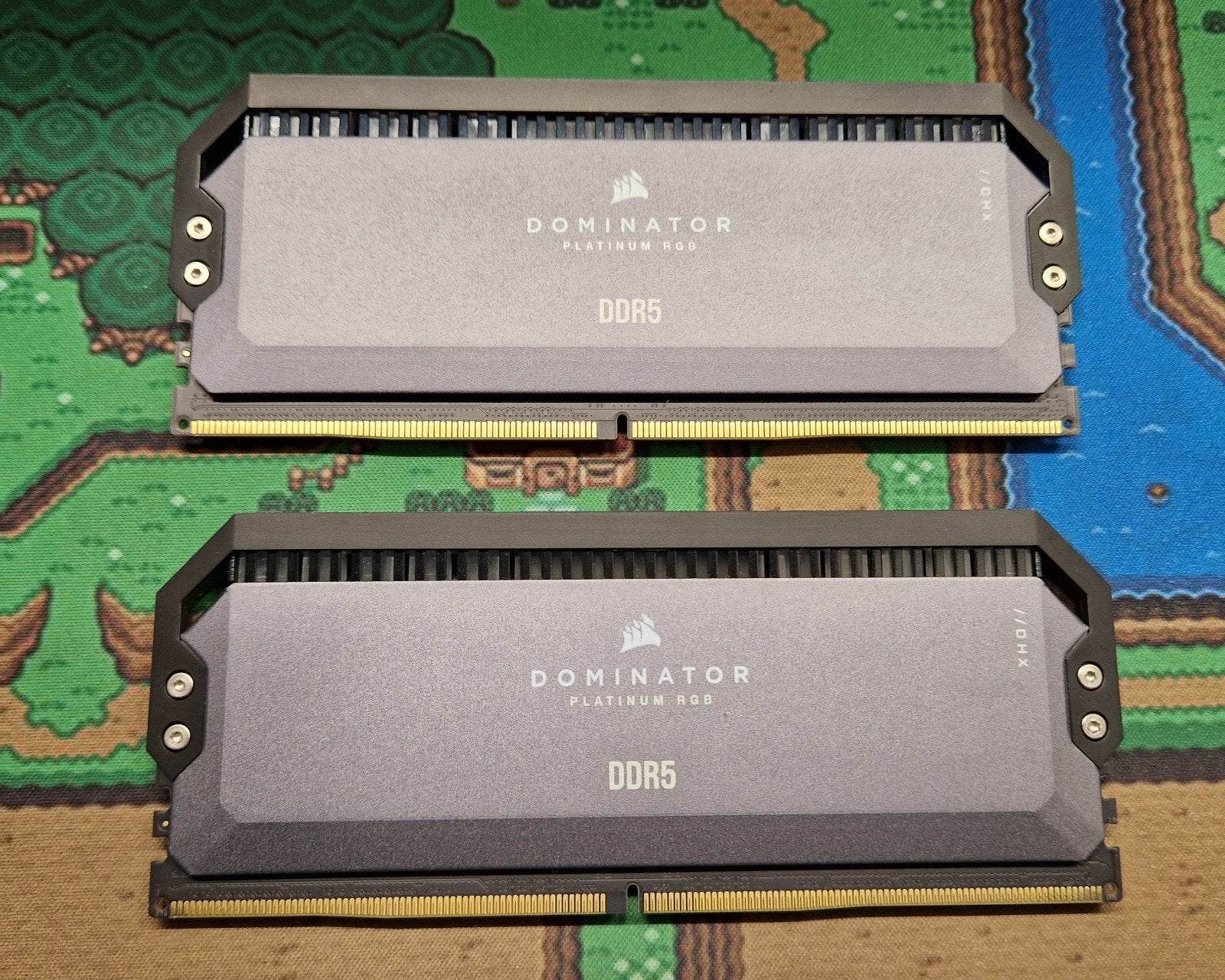 Foto 2 van Corsair Dominator Platinum RGB DDR5 32GB 6000MT/s CL36