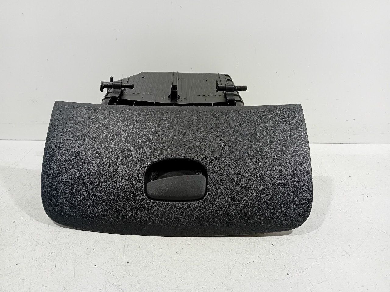 Dashboardkastje Renault Clio, Onderdelen@venauto.nl, Van der Ven Autorecycling B.V., Gebruikt, Ettenseweg 76, 4706 PB Roosendaal, The Netherlands