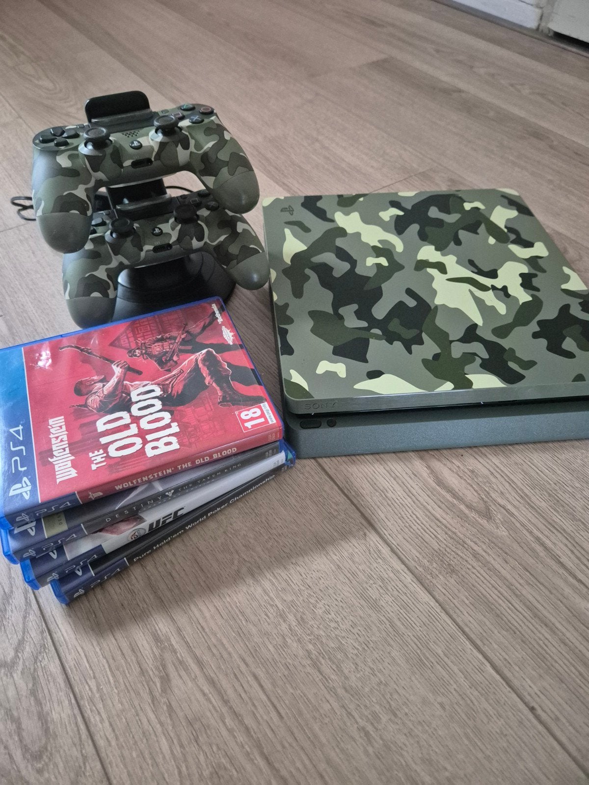 PS4 Slim 1tb limited ww2 edition, Ophalen, Met 2 controllers, 1 TB, Slim