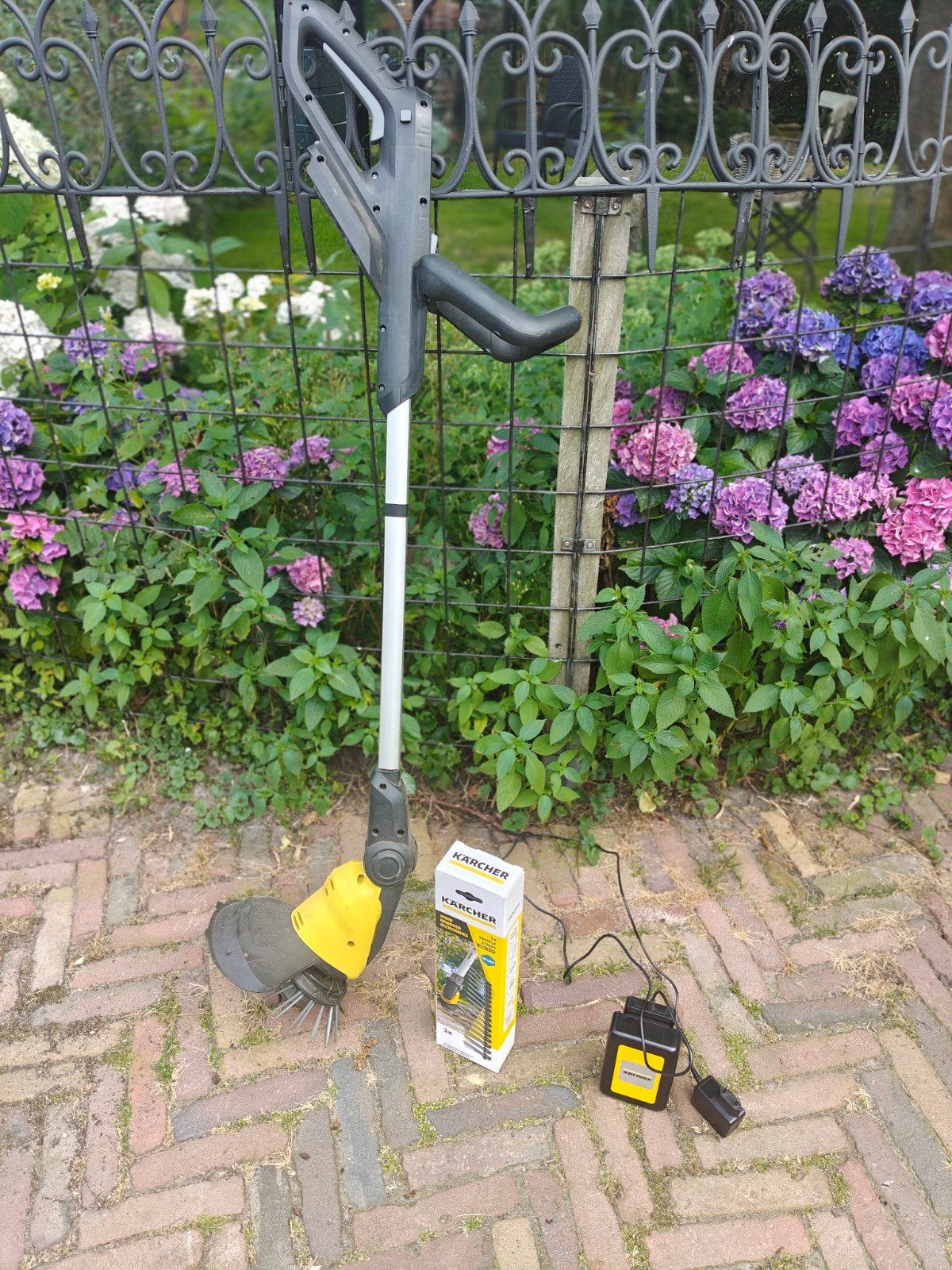 Kärcher Accu Grastrimmer - Zo goed als nieuw, Ophalen, Kärcher, Accu, Zo goed als nieuw