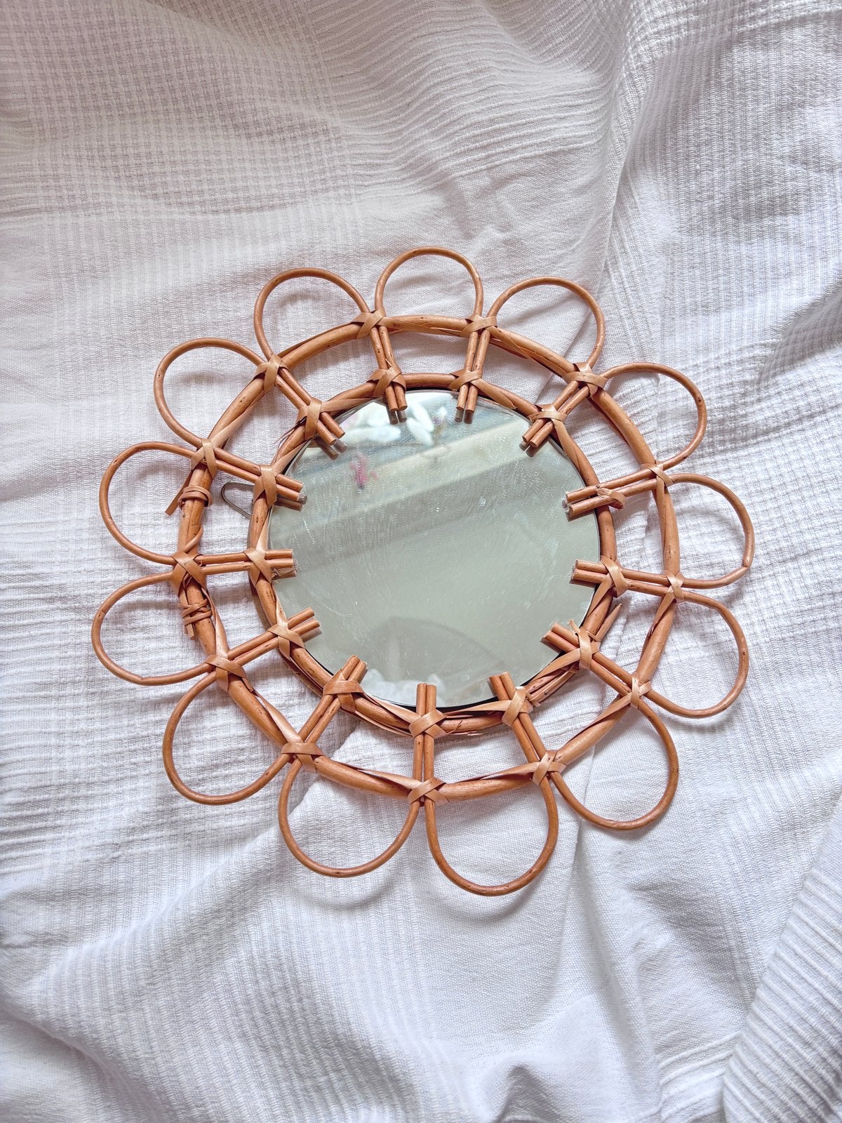 Vintage Handgemaakte Rotan Spiegel Muurdecoratie, Minder dan 50 cm, Gebruikt, Rond, Ophalen of Verzenden