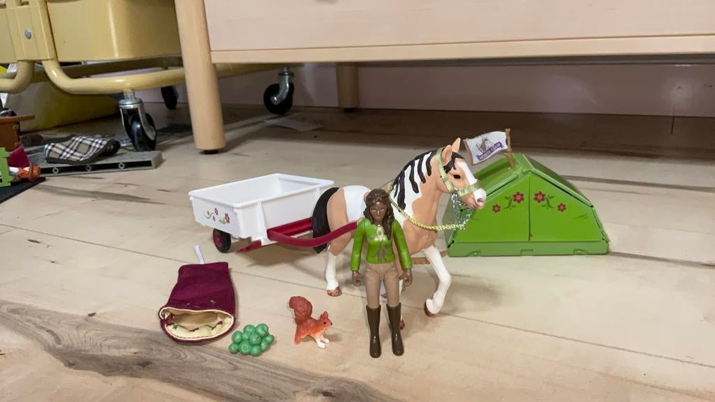 Schleich horse club Sarah’s kampeeruitstapje, Ophalen of Verzenden, Zo goed als nieuw