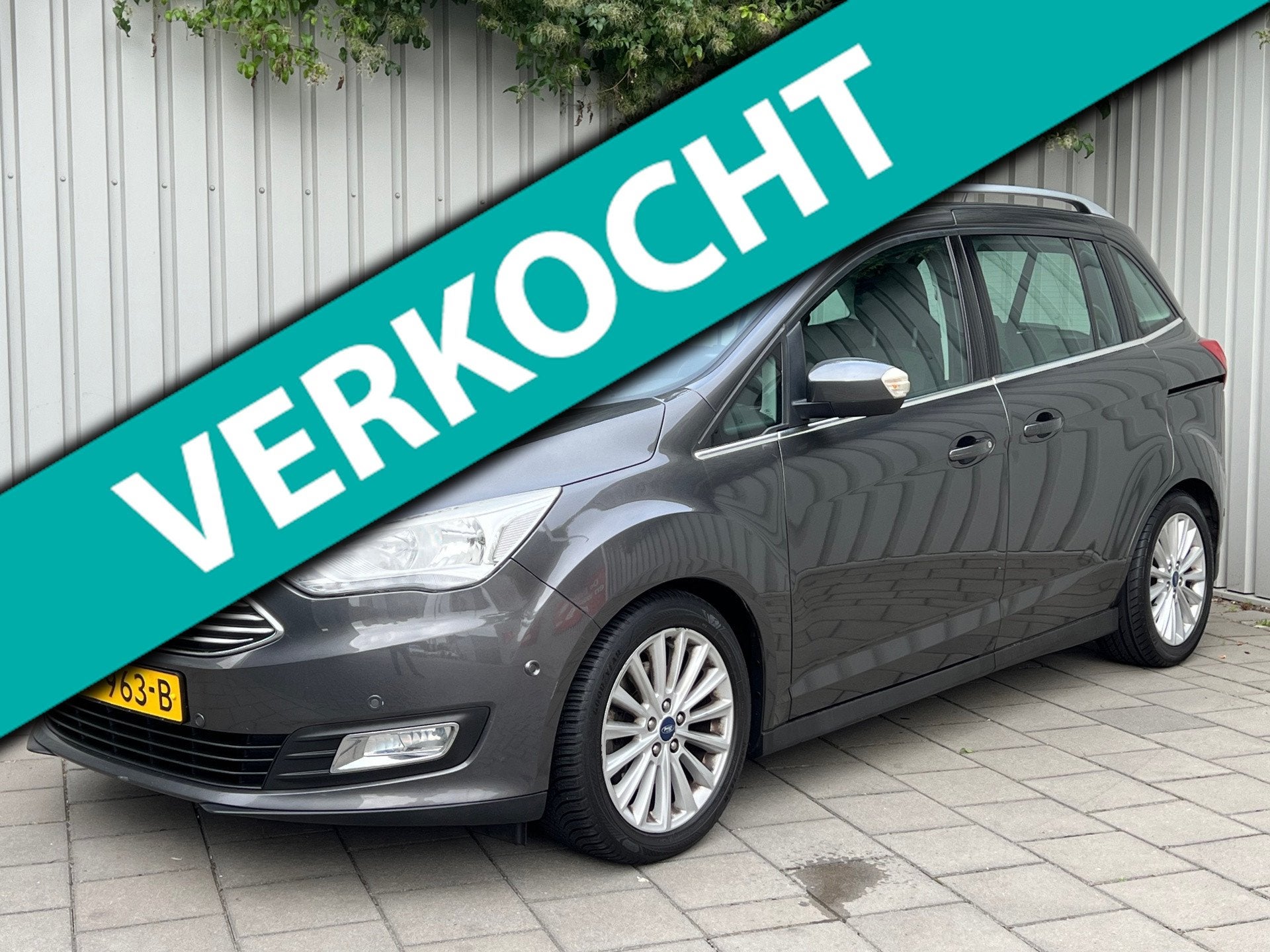 Ford Grand C-Max 1.0 Titanium|7 Persoons|Navigatie|Climate C, Auto's, Gebruikt, 7 stoelen, Origineel Nederlands, Bedrijf