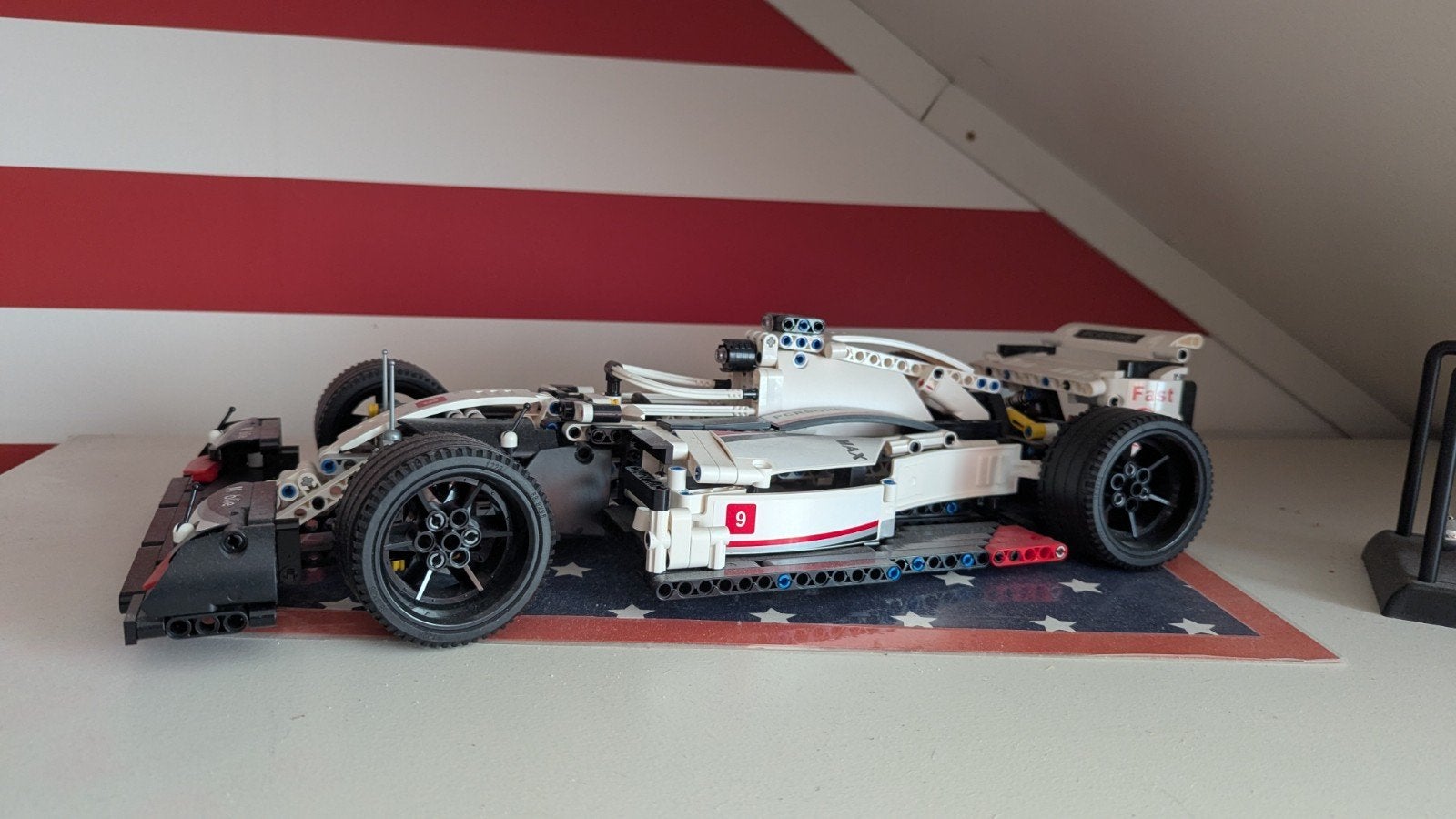 LEGO Technic Formule 1 Raceauto, Ophalen