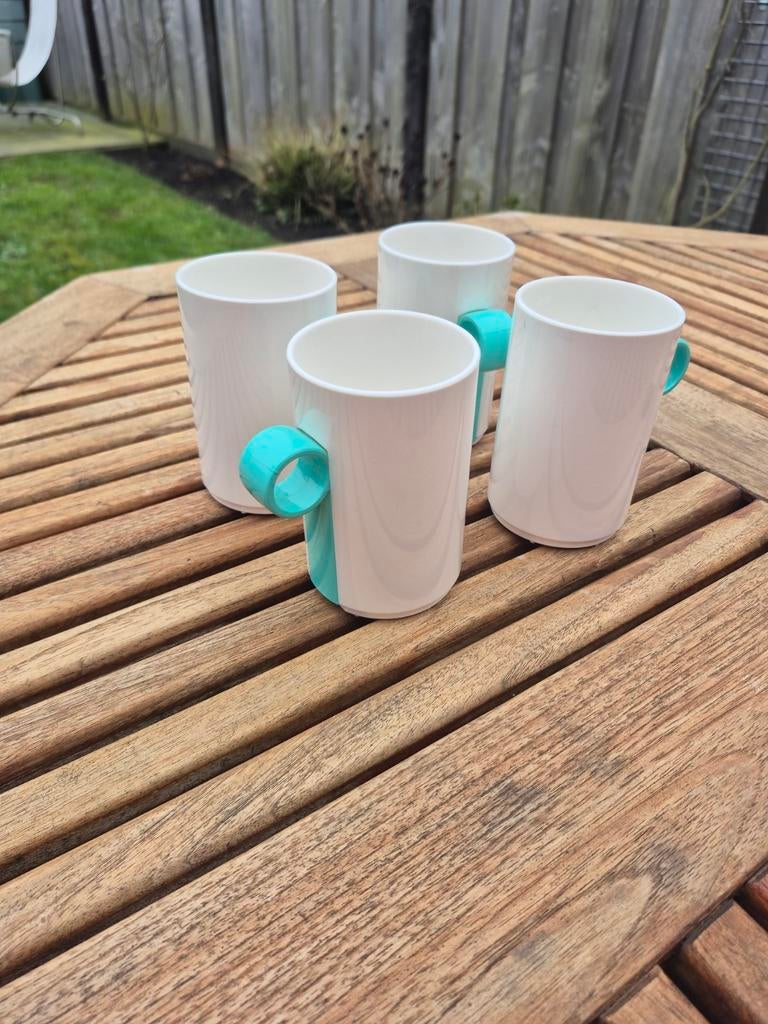 Retro Camping Servies - 4 Mokken, Caravans en Kamperen, Kampeeraccessoires, Ophalen of Verzenden