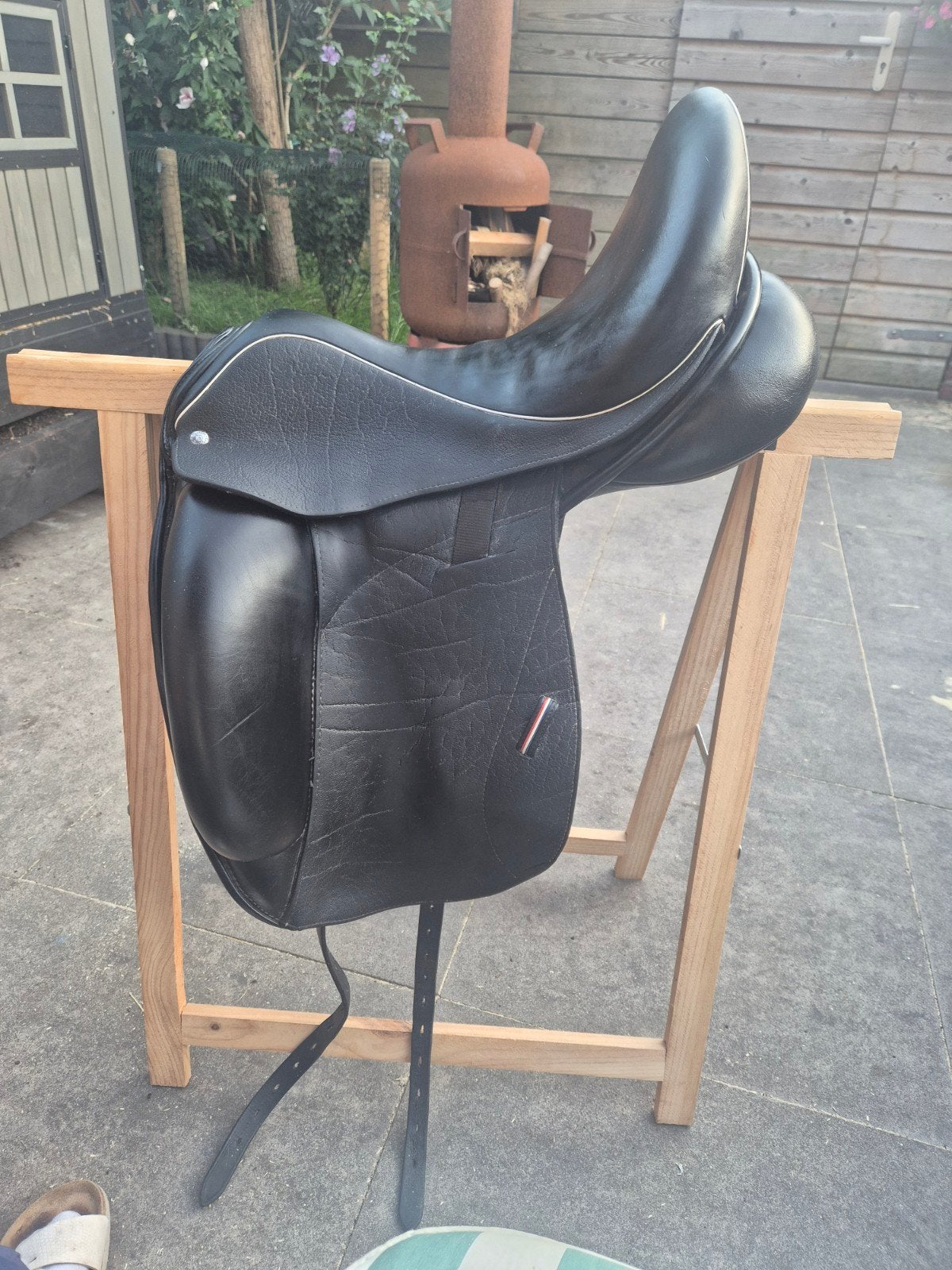 Custom icon flight 17,5 inch zadel dressuur, Ophalen of Verzenden, Zo goed als nieuw, Dressuur
