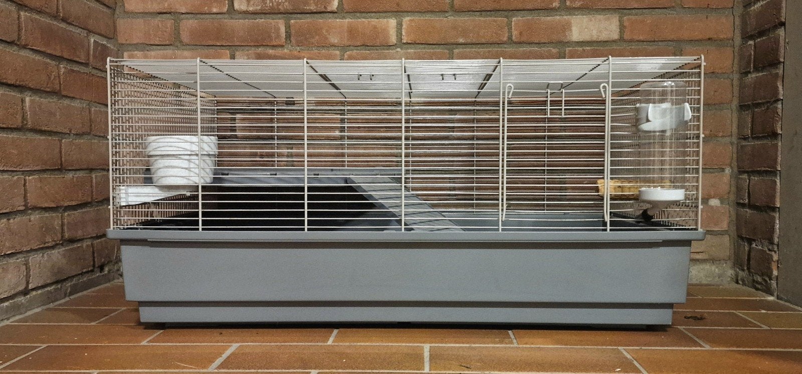 Ferplast Mary met Grijze bak en Grijze Tralies - VASTE PRIJS, Dieren en Toebehoren, Kooi, Zo goed als nieuw, Hamster, 75 tot 110 cm