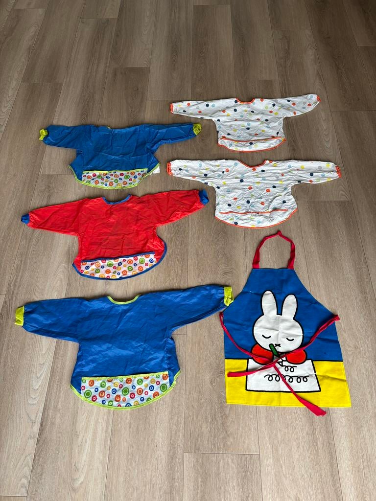 Kliederschorten en verfschort voor kinderen - 6 stuks of pst, Ophalen of Verzenden, Gebruikt