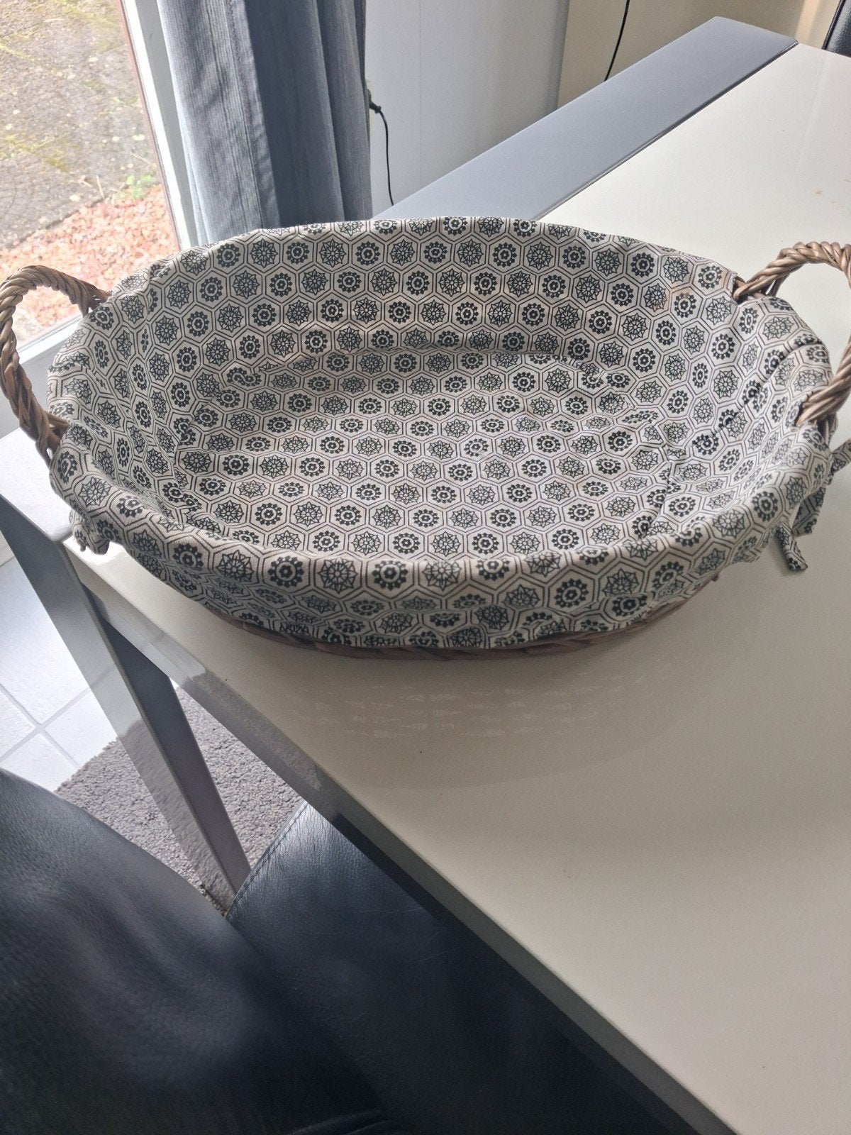 Decoratief mandje met stoffen binnenvoering, Ophalen, Gebruikt, Meerkleurig, Natuurlijk materiaal