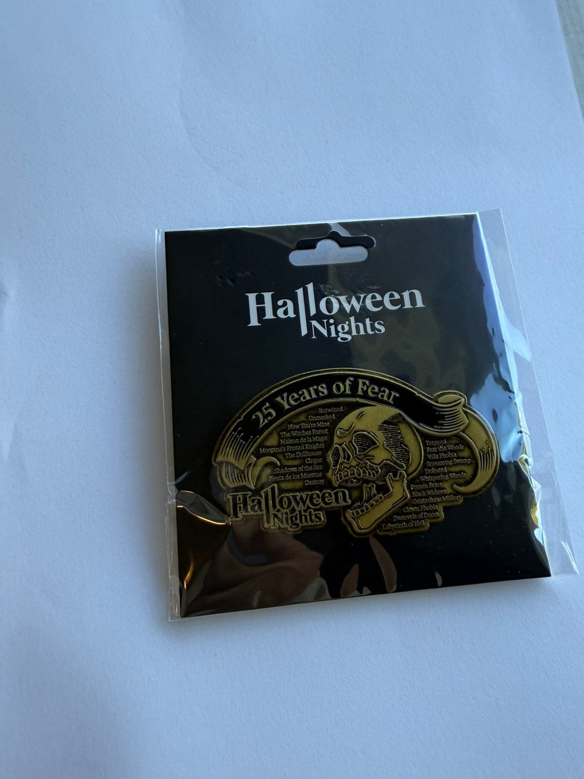 Toverland Halloween Nights 25 Years of Fear Pin, Verzamelen, Ophalen of Verzenden, Nieuw, Overige onderwerpen, Speldje of Pin