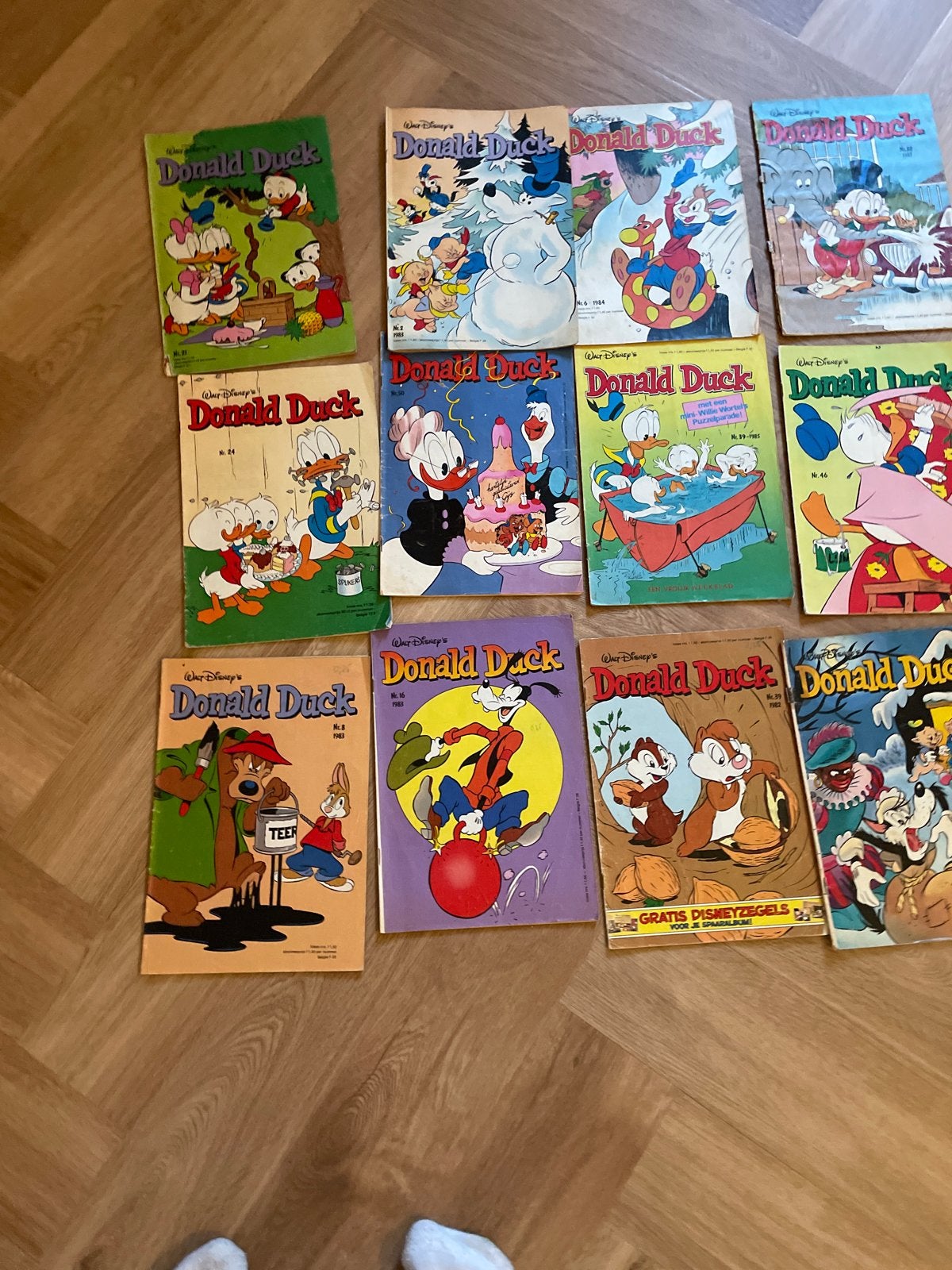 Donald Duck stripboeken - Jaren '70 en '80 collectie, Boeken, Meerdere stripboeken, Verzenden, Gelezen