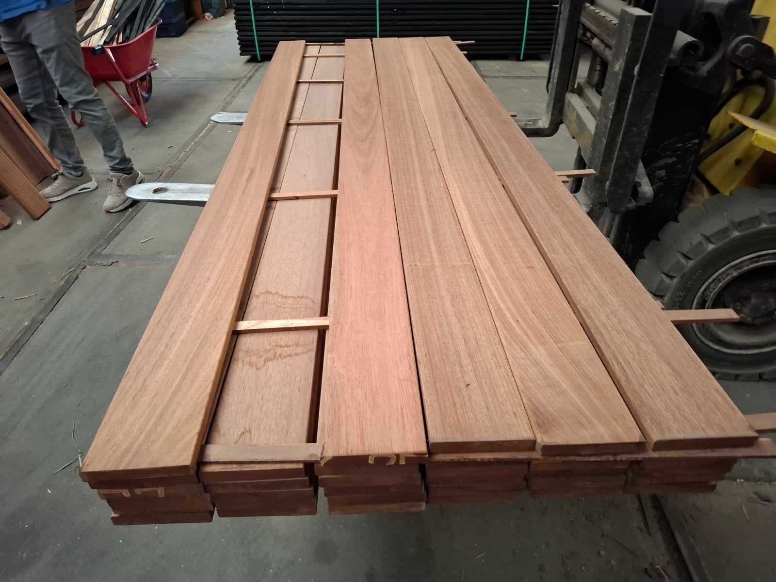 Partij 35 st hardhout vlonderplanken 275x14 bezorgen mogelij, Tuin en Terras, Terrasdelen en Vlonders, Ophalen, Nieuw, A, Hout