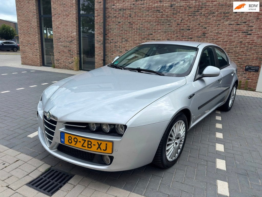Alfa Romeo 159 1.9 JTS Strada, Auto's, Voorwielaandrijving, Gebruikt, 4 cilinders, Automatische klimaatregeling