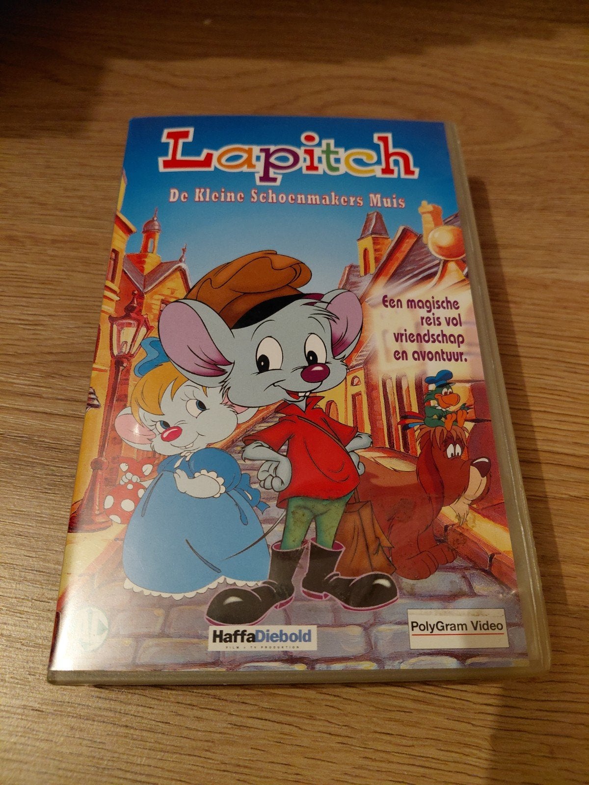 Zeldzame VHS: Lapitch De Kleine Schoenmakers Muis Nederlands, Gebruikt, Tekenfilm, Alle leeftijden, Ophalen of Verzenden