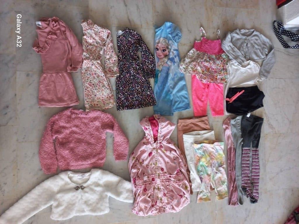 18 delig meisjes kledingpakket, maat 98-104 NOG BESCHIKBAAR, Overige typen, Meisje, Zo goed als nieuw, Diverse merken