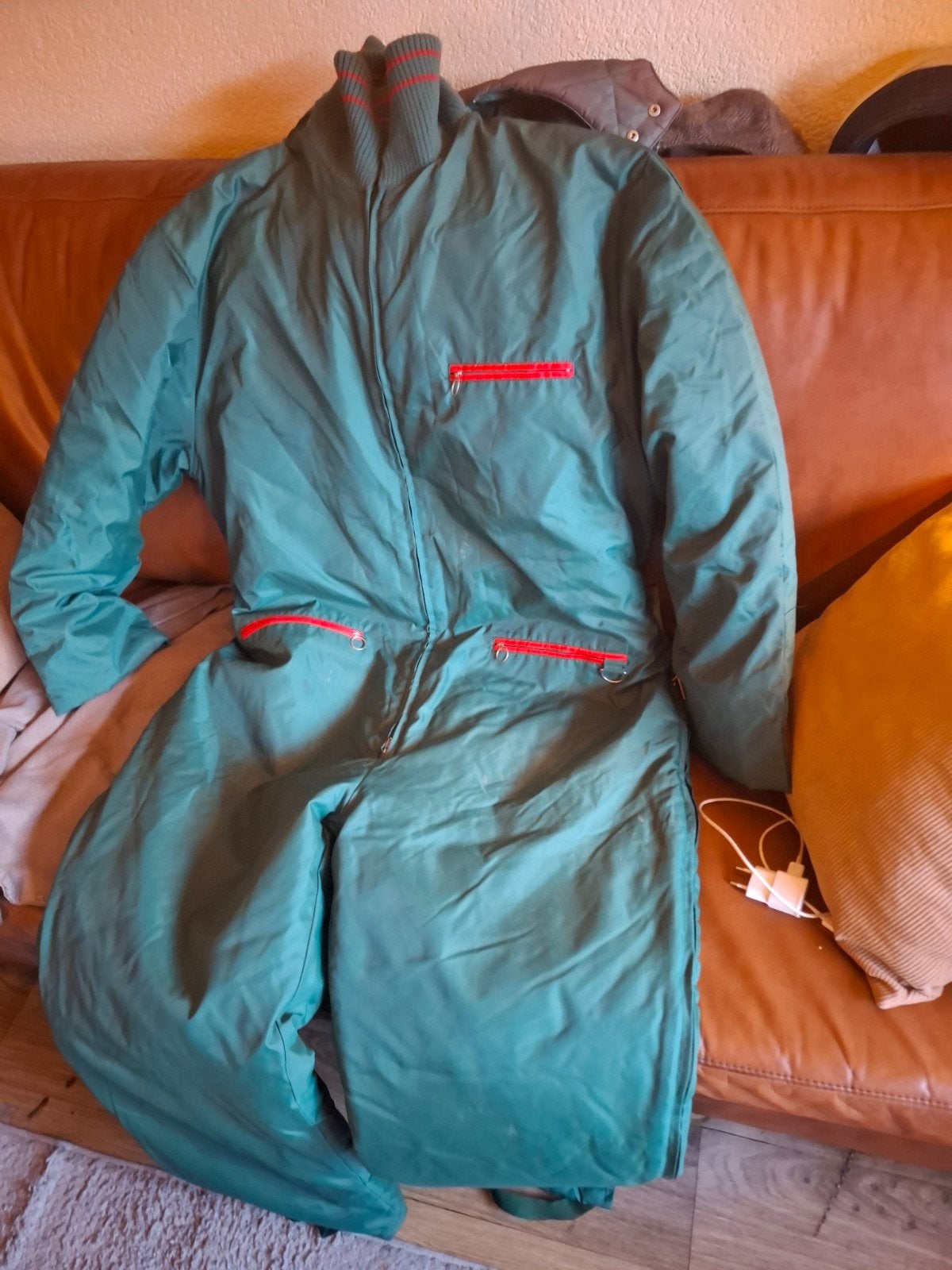 Vintage Groene Ski-overall met Rode Details, Ophalen of Verzenden, Gedragen, Onbekend