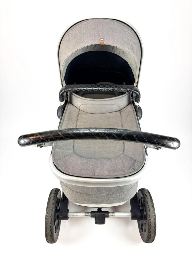 Joolz day 2 studio graphite grey met accessoires, Kinderen en Baby's, Kinderwagens en Combinaties, Ophalen, Zo goed als nieuw