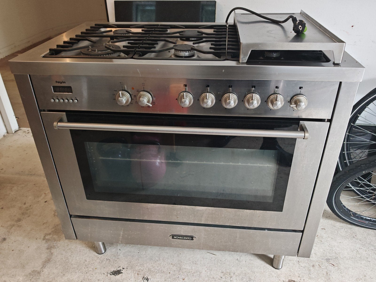 Fornuis met oven en gasbranders - RVS, Witgoed en Apparatuur, Ophalen, Gebruikt, 60 cm of meer, Gas