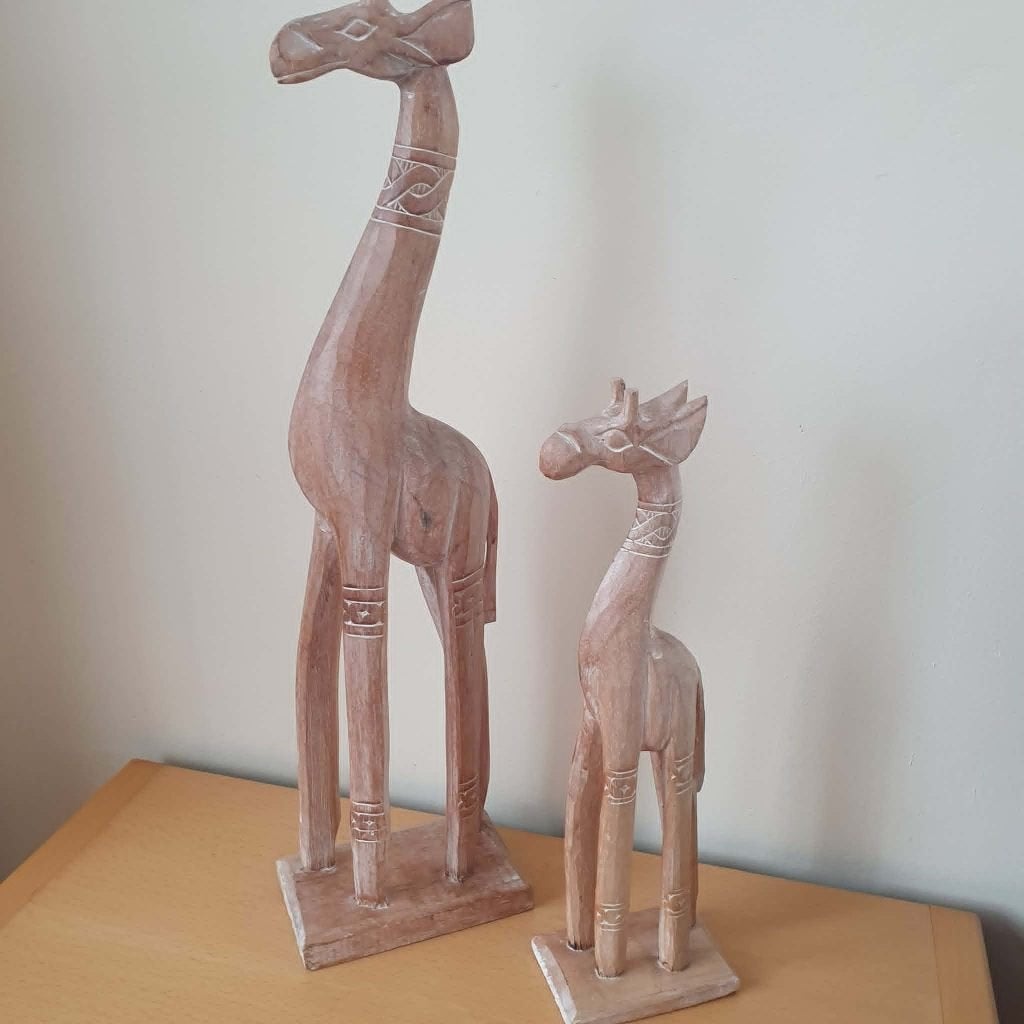 2 x houten giraf, Verzamelen, Beelden en Beeldjes, Ophalen of Verzenden, Gebruikt, Dier