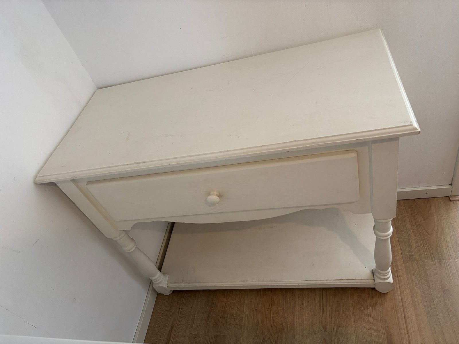 Crème dressoir met lade en plank, Huis en Inrichting, Ophalen, Gebruikt, 50 tot 100 cm, Met lade(s)
