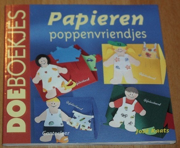 Papieren Poppenvriendjes - Kaats    doe3144, Ophalen of Verzenden, Zo goed als nieuw, Poppen maken, Geschikt voor kinderen