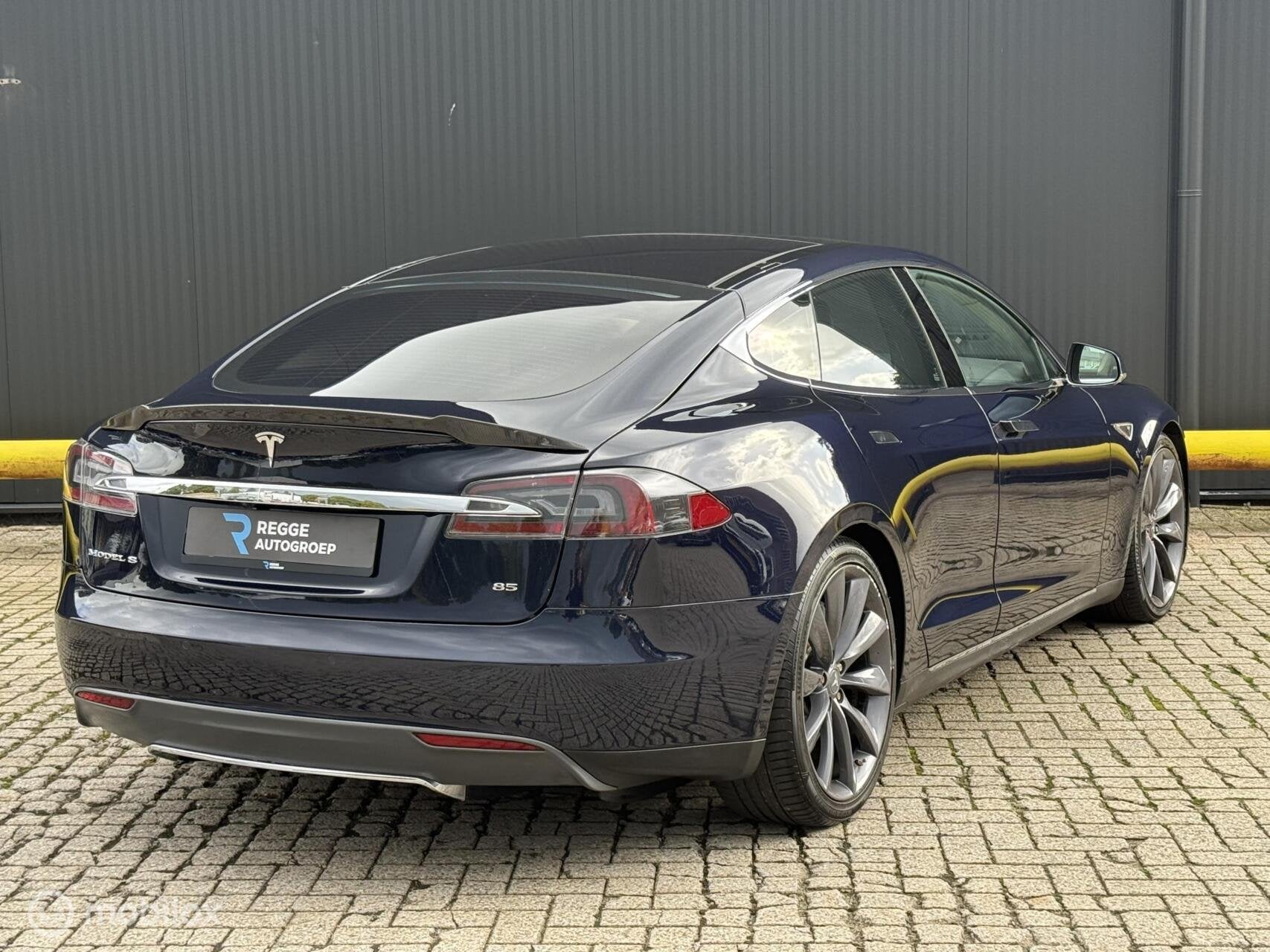 Tesla Model S 85 Base SC01 FREE SUPERCHARGING|GRATIS LADEN, Auto's, Achterwielaandrijving, Gebruikt, 85 kWh, Leder