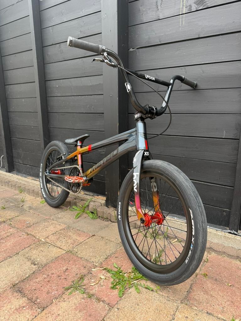 Meybo holeshot PRO XXXL box afgemonteerd, Ophalen, Gebruikt, Velgrem, Aluminium