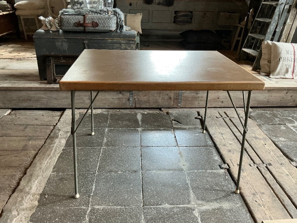 Gispen tafel, model 530, Ophalen