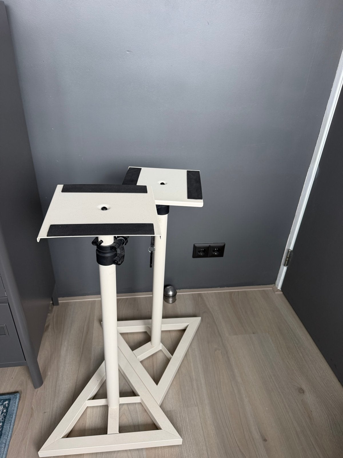 Speakerstandaarden - Wit (set van 2)