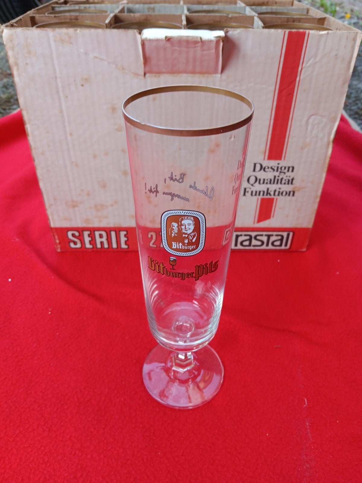 Bitburger Pils bierglazen in originele doos (12 stuks), Verzamelen, Ophalen of Verzenden, Zo goed als nieuw