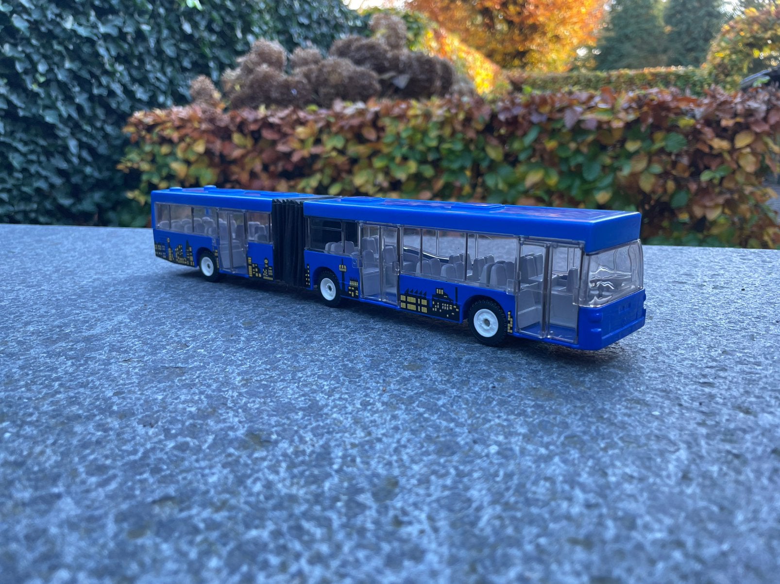 Siku 3517 - Mercedes O405 gelede bus blauw, Hobby en Vrije tijd, Modelauto's | 1:50, Ophalen of Verzenden, Nieuw, Bus of Vrachtwagen