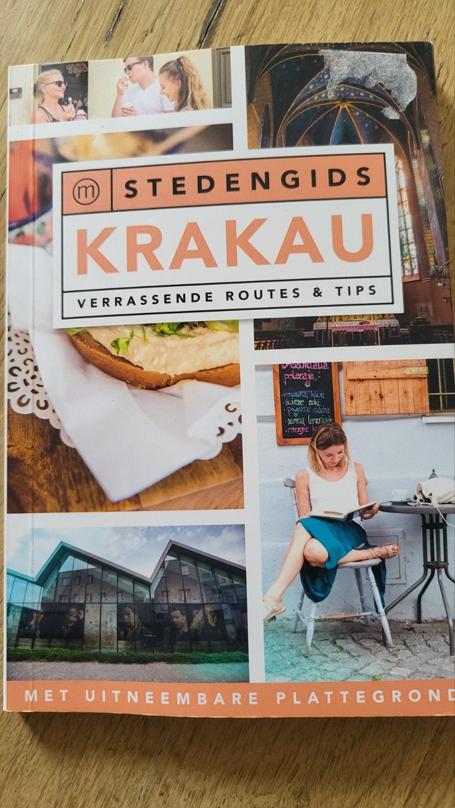 Stedengids Krakau: Verrassende Routes & Tips, Europa, Zo goed als nieuw, Reisgids of -boek, Ophalen