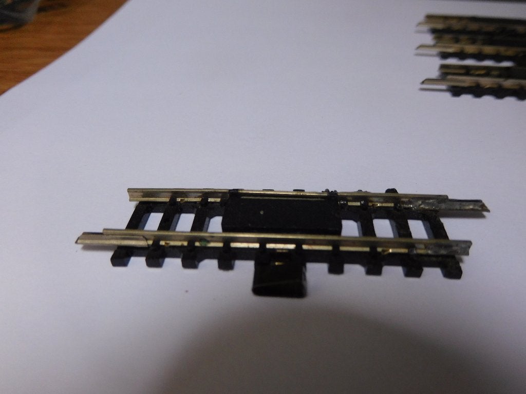 7 x contactrails  Minitrix 4979, Gelijkstroom, Trix, Rails, Ophalen of Verzenden