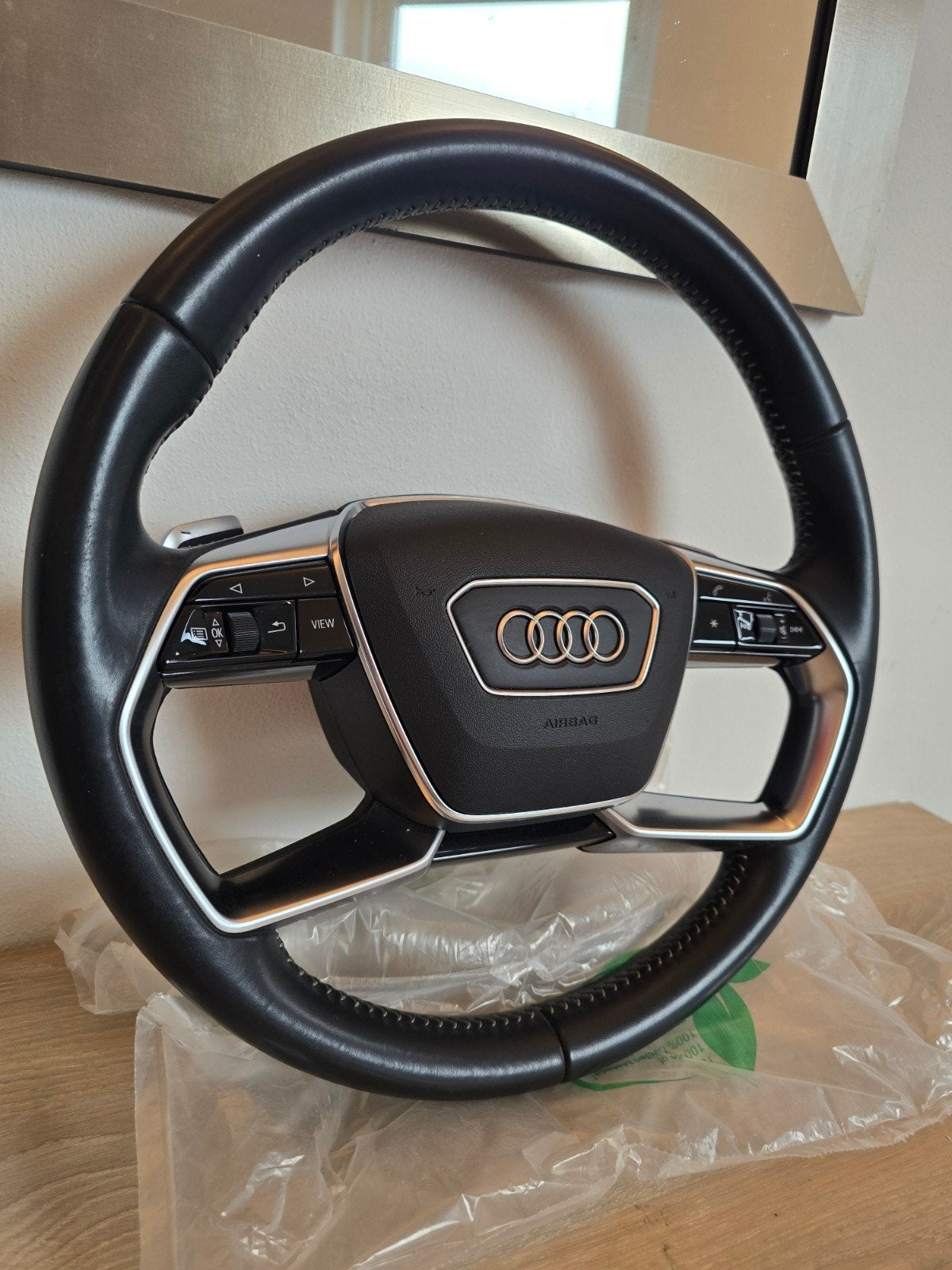 Audi E-tron Stuurwiel met flippers en stuurverwarming, Ophalen of Verzenden, Gebruikt, Audi