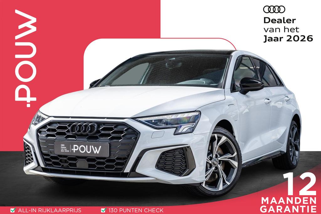Audi A3 Sportback 45 TFSIe 245pk S Edition Competition | Pan, Auto's, 12 maanden, Gebruikt, 4 cilinders, Leder en Stof