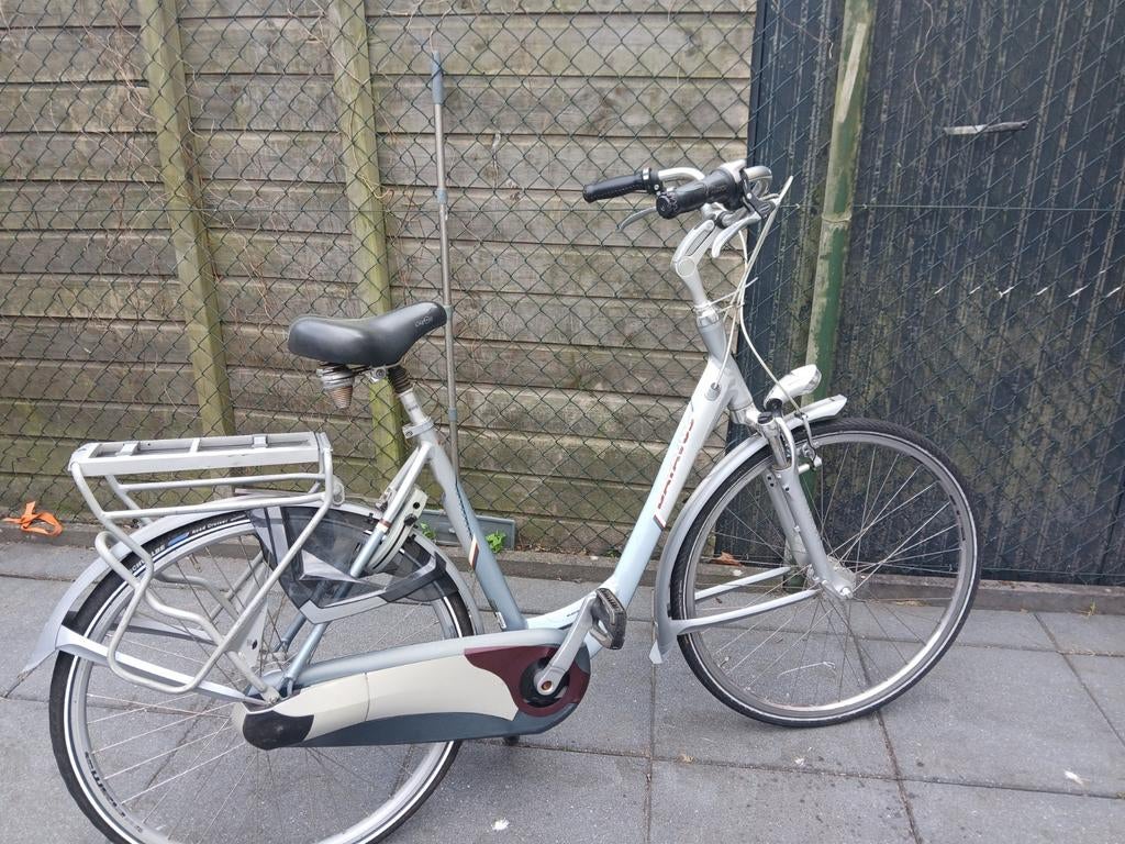 Batavus fiets met 8 versnellingen, Fietsen en Brommers, Fietsen | Dames | Damesfietsen, Ophalen of Verzenden, Batavus, Versnellingen