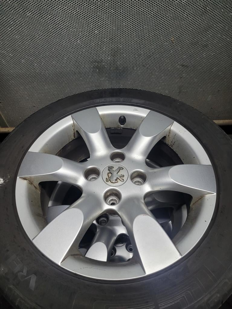 Peugeot 16 inch velgen met banden steek 4x108, Ophalen, Gebruikt, 16 inch, Banden en Velgen