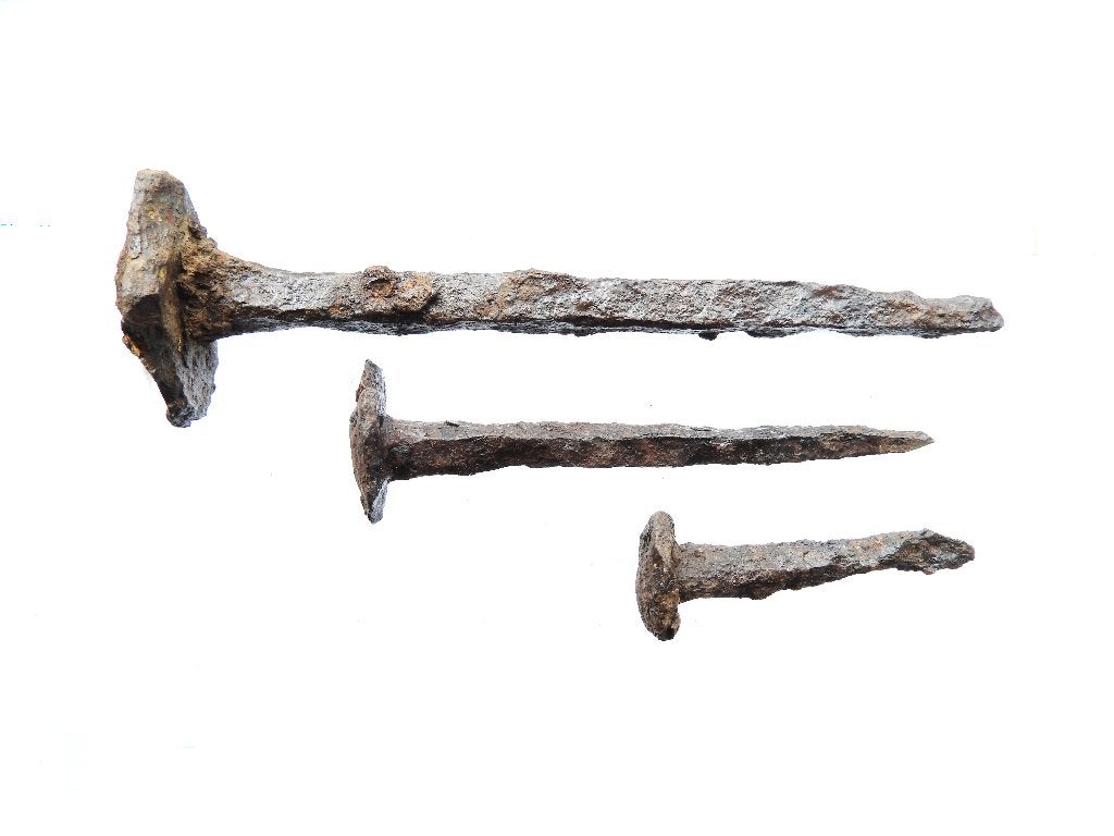 Verschillende Romeins ijzer nagels, langste 149mm     d963, Ophalen of Verzenden