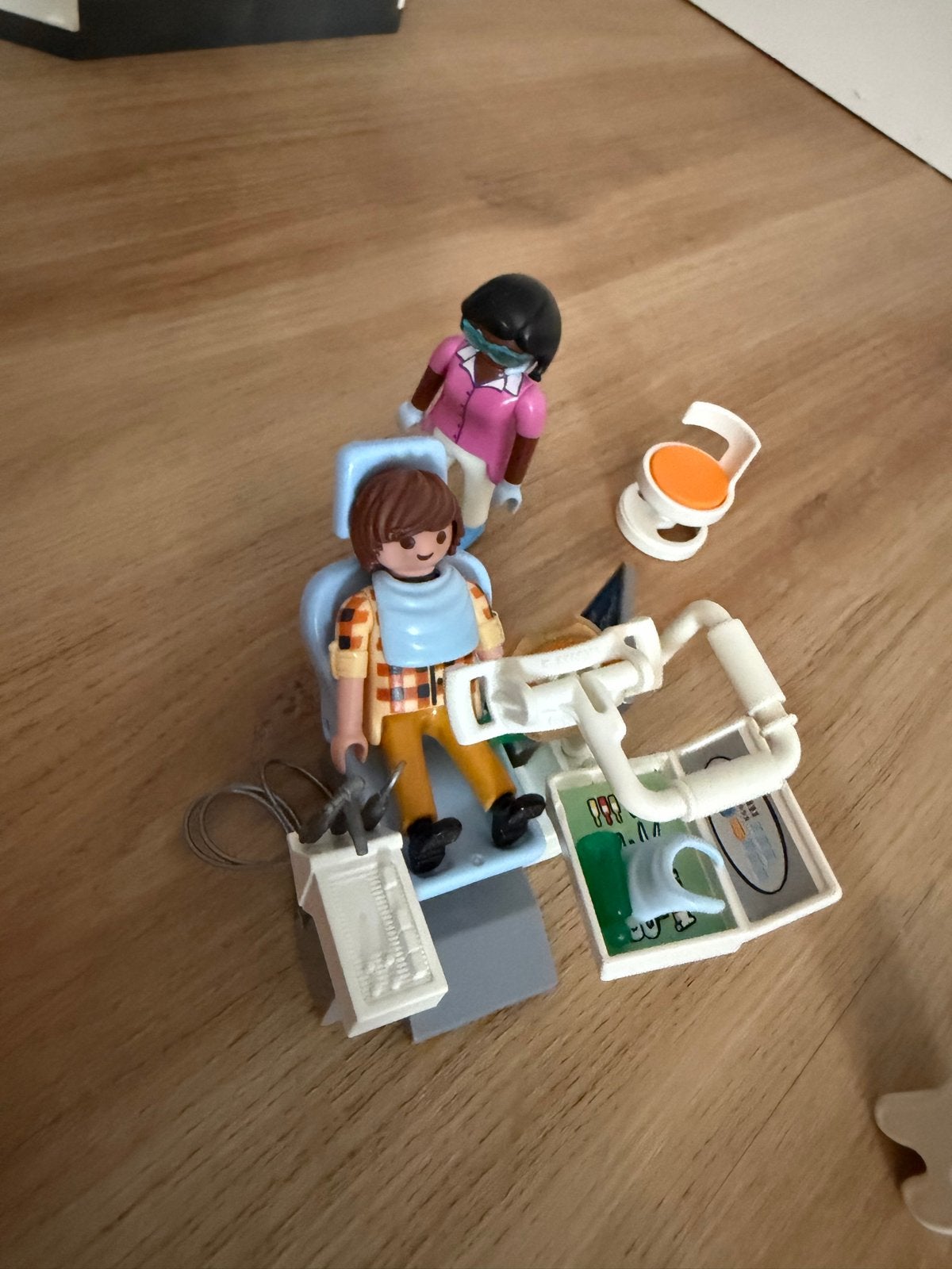Playmobil City Life 70198 Tandarts Praktijk, Complete set, Overige typen, Ophalen of Verzenden, Zo goed als nieuw