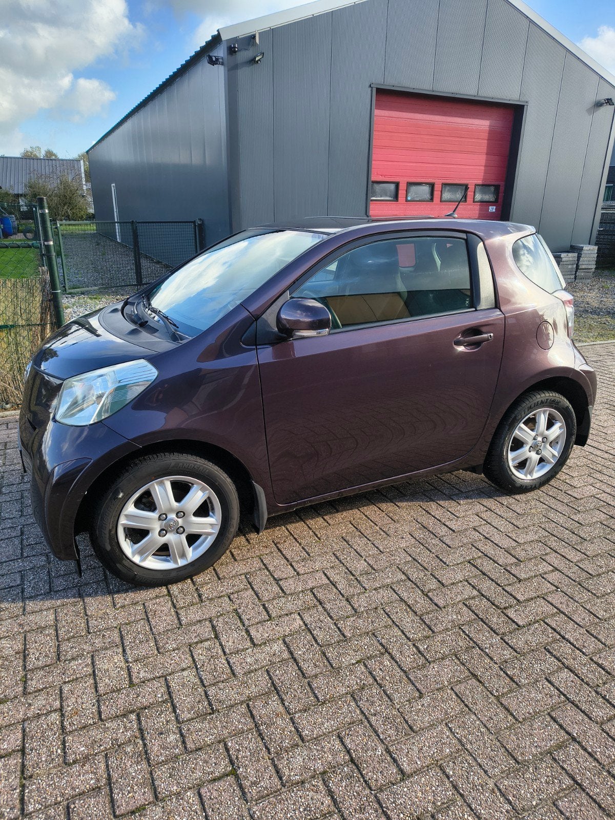 Toyota IQ 1.0 2009, Overige kleuren, 4 stoelen, Handgeschakeld, 3 cilinders