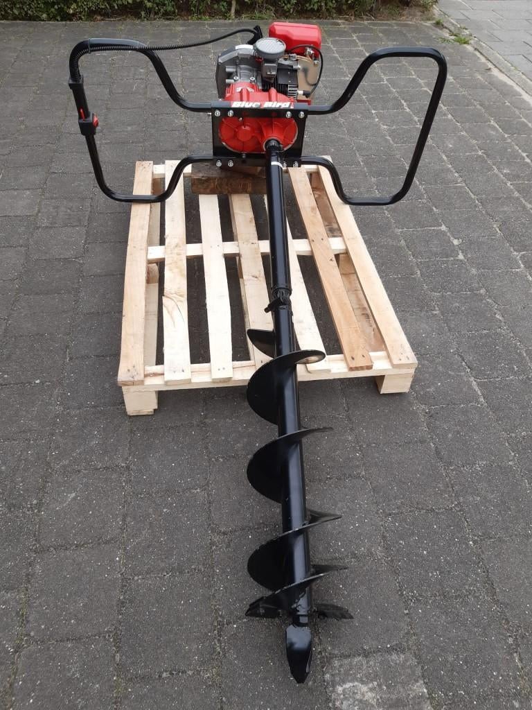 Grondboor 2persoons 102cc 4.5PK Blue Bird zo goed als nieuw!, Overige soorten, Bedrijfsweg 1A Maasbommel, Zo goed als nieuw, Info@loefbromfietsen.nl