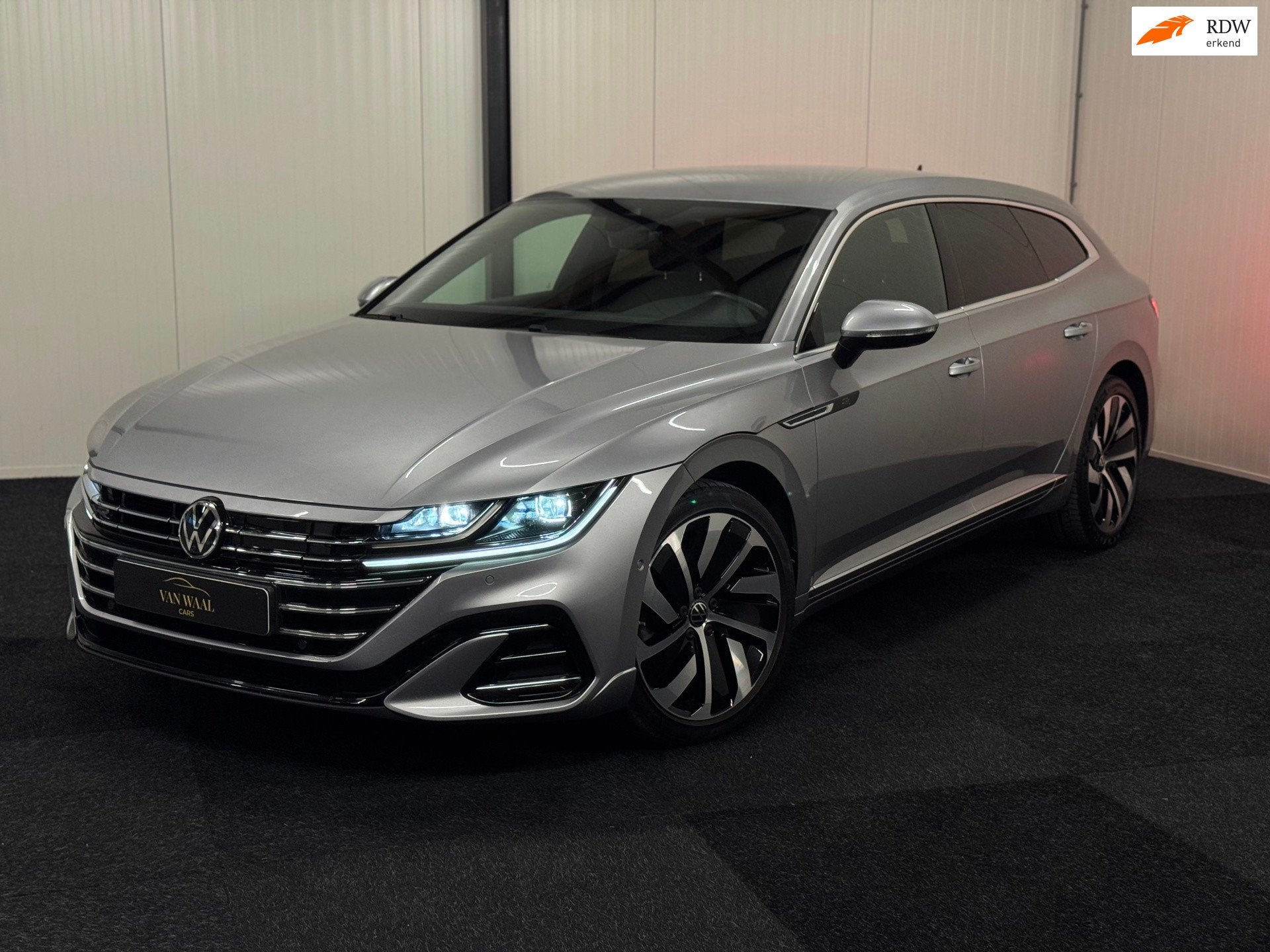 Volkswagen Arteon Shooting Brake 1.4 TSI eHybrid R-Line 2021, Auto's, Gebruikt, Plug-in hybride, 1709 kg, Hybride Elektrisch/Benzine