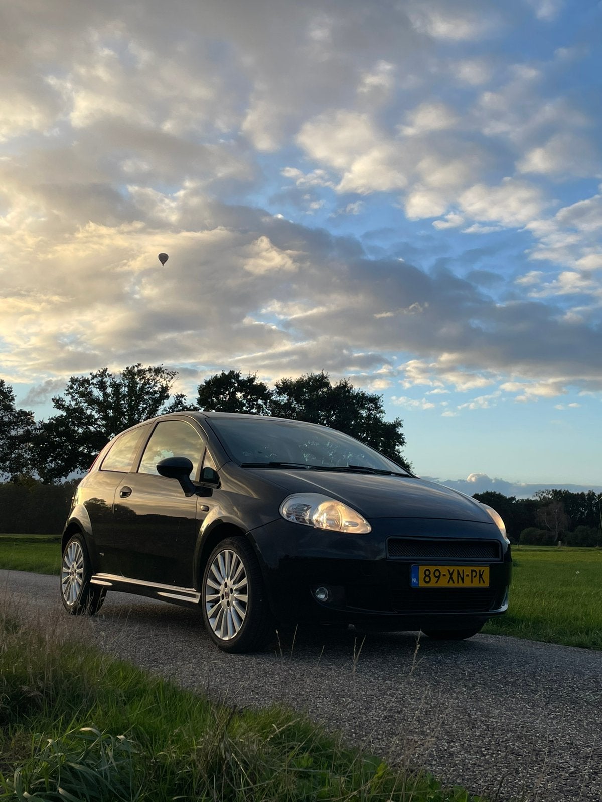 Fiat Punto 1.4 3DR 2007 Zwart, Auto's, Voorwielaandrijving, 40 €/maand, 4 cilinders, Zwart