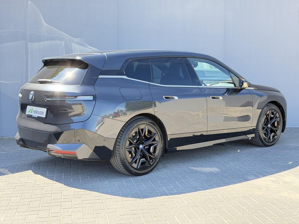 BMW iX M60 Excellence 112 kWh / SOH 94% / 1e eigenaars auto, Auto's, BMW, Automaat, Gebruikt, Leder, 565 km