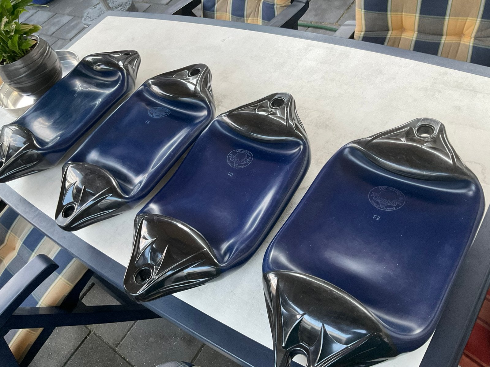 4 nieuwe grote Polyform F2 stootwilgen fenders, Motoren, Ophalen of Verzenden, Nieuw